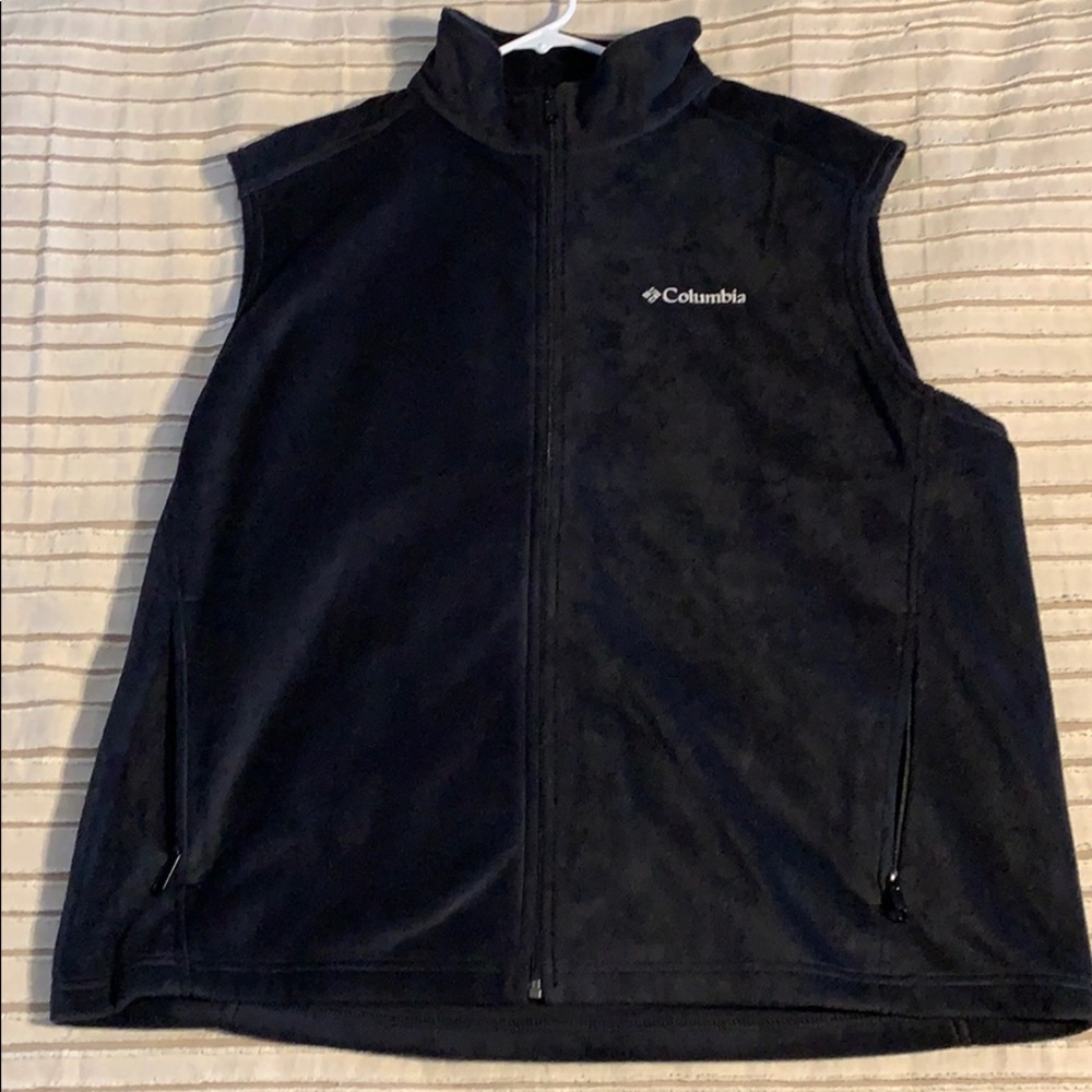 Columbia, fleece black vest